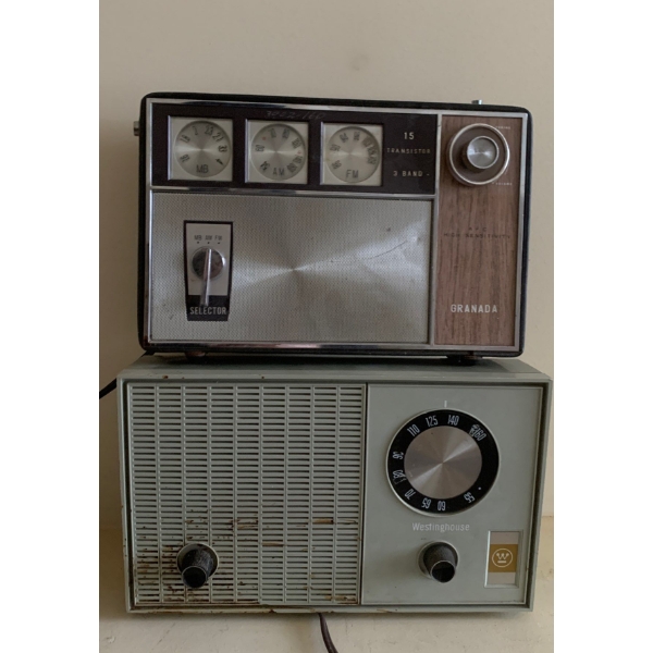 Westing House AM/FM Radio Mo. 918T5 w/ Grenada Radio
