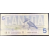 Image 6 : Canadian $1 & $5 Bills