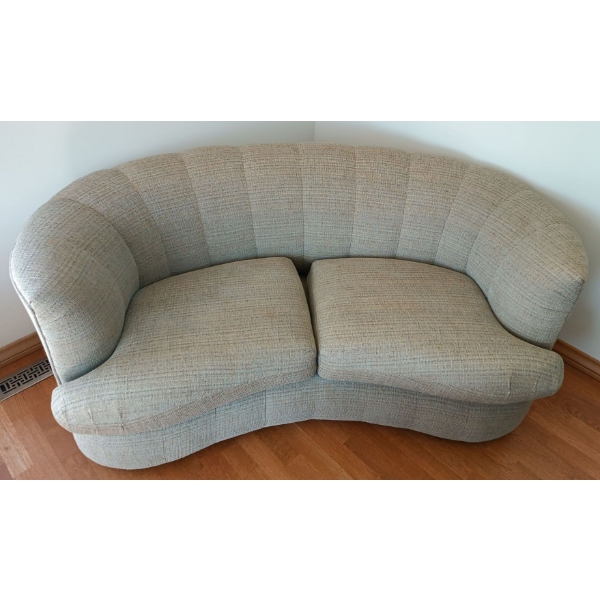 Gorgeous Cottswood Fabric Banana Sofa, 2 Seater - 72W, 42D, 30T 