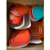 Image 5 : Large Homewares Collection - Glassware, Art Print, Big Box of Tupperware, Decor, Decorative Plates 