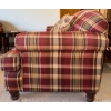 Image 4 : Oversized Plaid Love Seat Sofa 2 Seater w/ Floral Throw Pillows 81x40x32