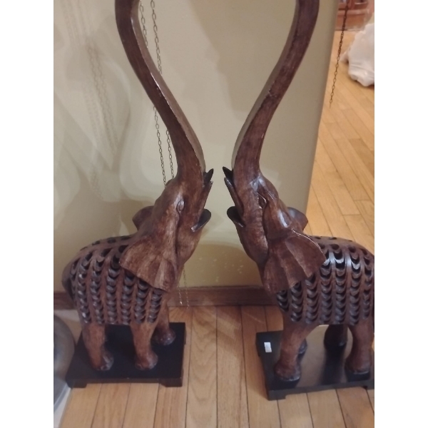 Teak Elephant Statues 29T