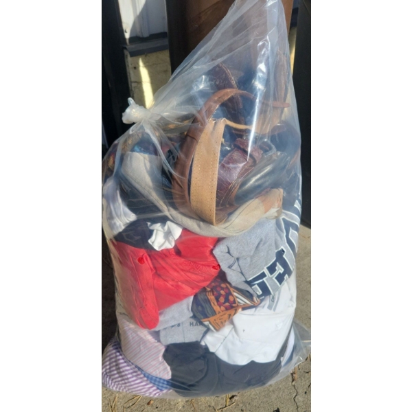 Suitcase Contents - Men's Size XL Casualwear Office Casual & More
