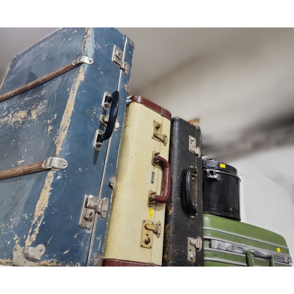 Vintage Luggage- Beige: 18 W, 6 D, 14 T and Metal Hat Box 10.5" Diameter Top, 7 T 