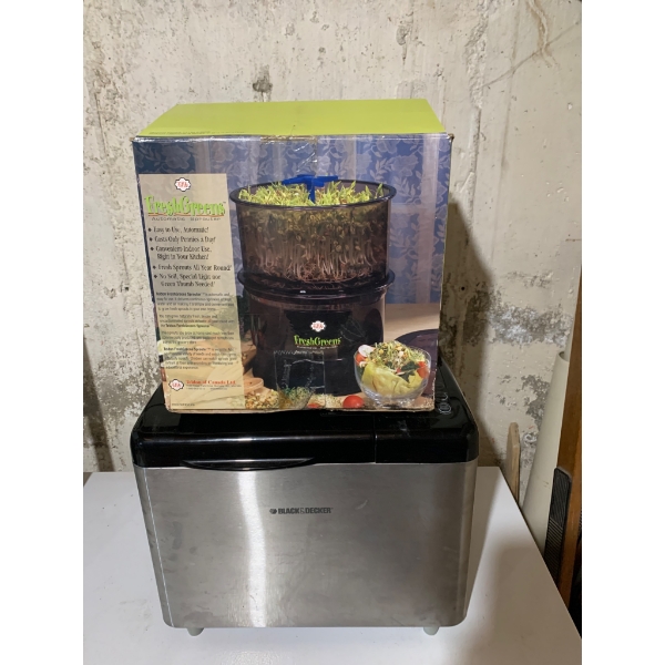 Black & Decker Bread Maker with Fresh Greens Sprouter