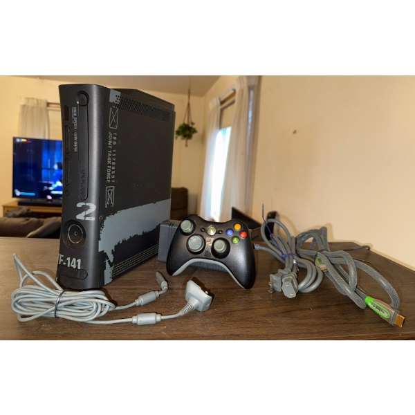 Microsoft Xbox 360 Call of Duty Modern Warfare 2Limited Edition Console Bundle