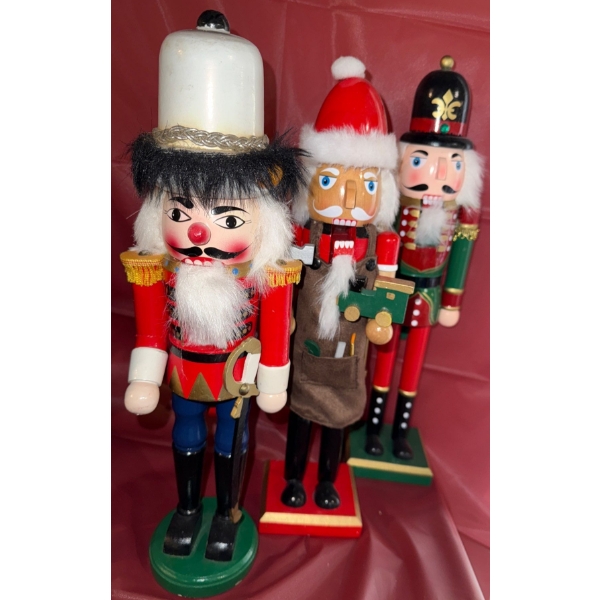 Holiday Nutcracker Pack 14T