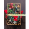 Image 8 : Holiday Decor Items With Metal Basket And Welcome Plaque