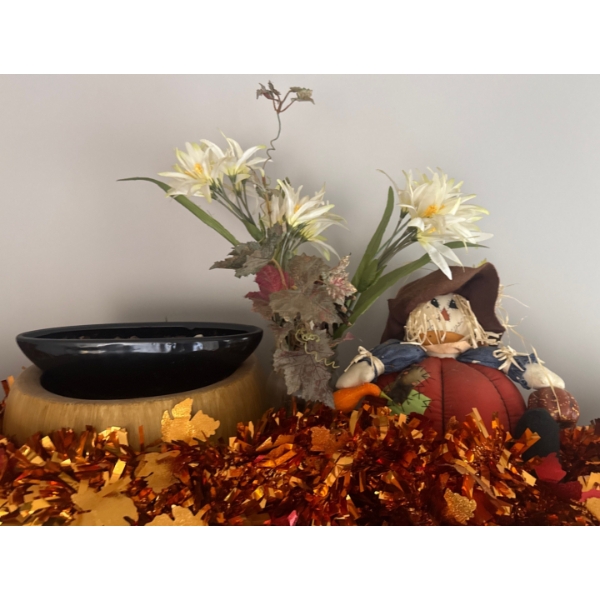 Autumn Assortment - Seasonal Ornaments & Home Decor 