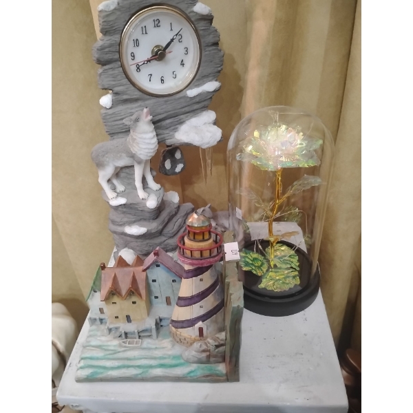 Wolf Clock & Floral Art 14T
