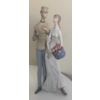 Image 1 : LLADRO Porcelain 'The Flirt' Figurine  - 17T 