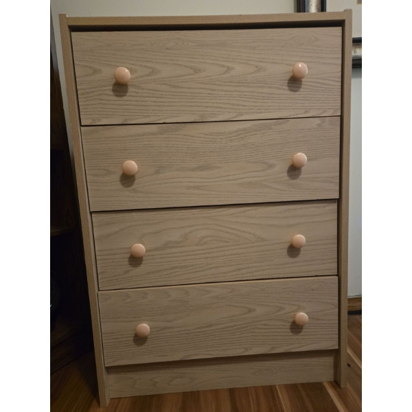 Blonde Oak Dresser Needs Minor Repair Vineer 25W x 17D x 35T 