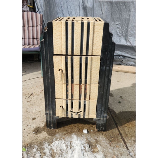 Antique Wood and Coal Burning Stove. Great To Heat the Cabin! 40"H x 22.5"W x 16"D