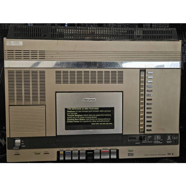 Sony Betamax SL-5800 Video Cassette Recorder with Wood Side Panels