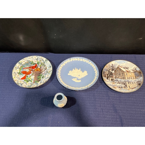 Collectors Plates - A Family Feast, Bedford Mills, Wedgewood