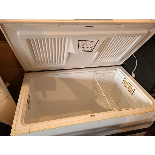 Kenmore Freezer Model 43340-0Y 46 W, 27 D, 35 T 