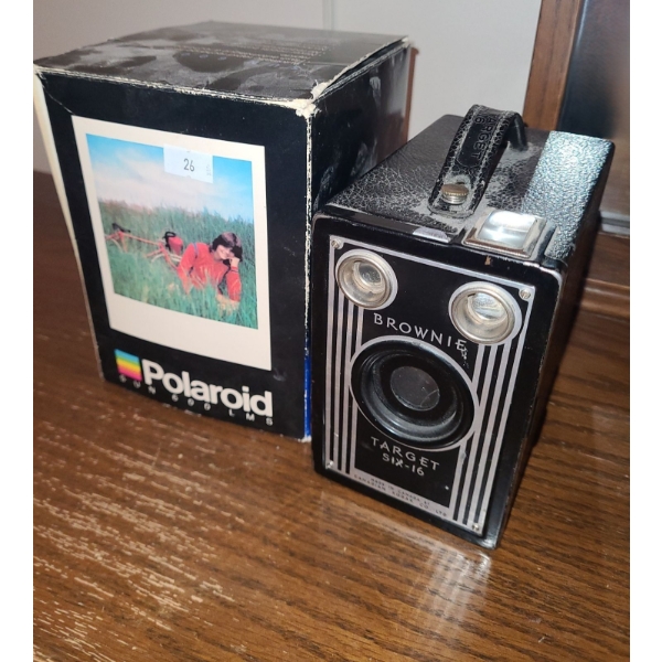 Vintage Cameras: Polaroid Sun600LMS and Kodak Brownie Target Six-16 