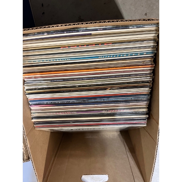 Box of un researched vinyl records