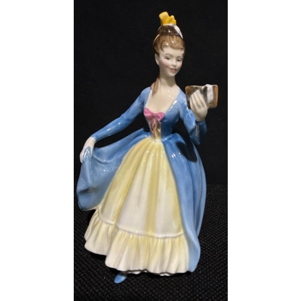 Doulton & Co Limited HN 2269 "Leading Lady" Bone China Made in England  (8"tall)