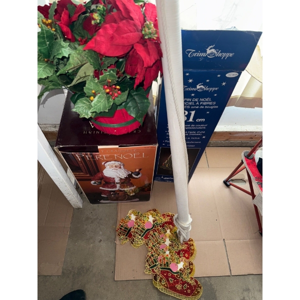 3 Foot Tall Pre Lit Christmas Tree w/ Ceramic Santa Figure Holiday Scroll & More