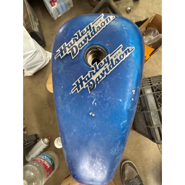  Harley Davidson, sportster gas tank with emblems and Cap 2003 to 2005