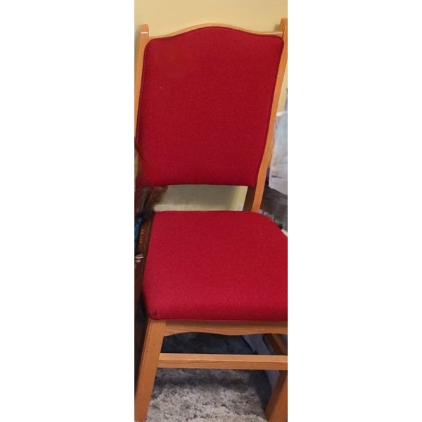 Set of 4 Chairs w/ Red Upholstery 20 W, 18 D, 39 T