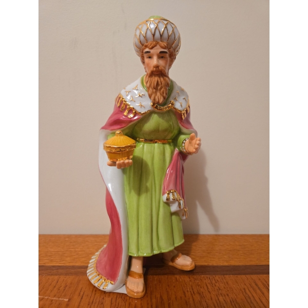 Royal Doulton 'Holiday Traditions' Nativity Wise Man Figurine w/  22k Gold Coating - 9T 