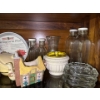 Image 3 : Kitchen Collection - Hot Plates, Bakeware, Glass Bottles, Dish Rack, and More ! 