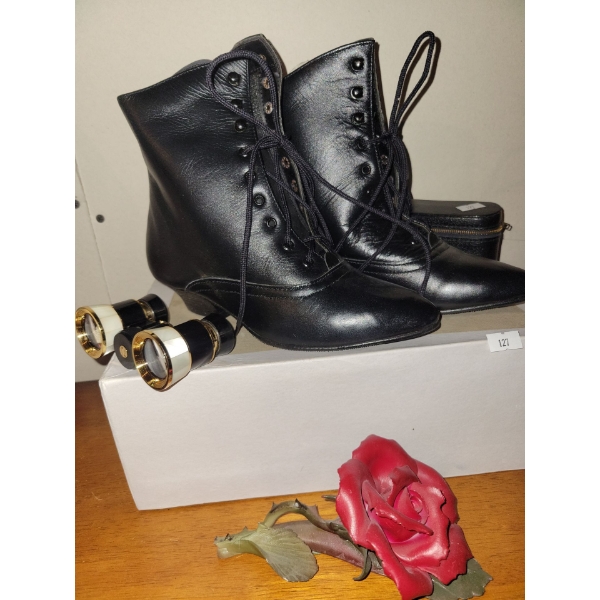 New Genuine Leather Ladies Size 5 Kicks w/ Vintage Opera Specs & More