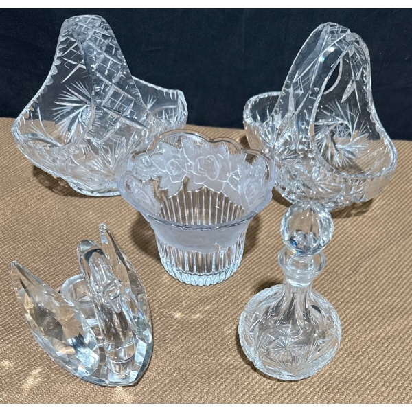 Pinwheel Crystal Collectables - Swan Candle Holder Decanter Basket Bowls 8T