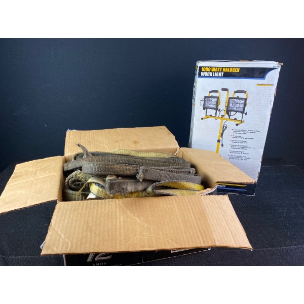 1000 Watt Halogen Work Light w/ Box of Straps, As Pictured 