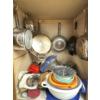 Image 1 : Paderno Pots & Pans & Tupperware Bowls