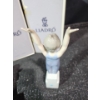 Image 7 : Lladro Figurines "Olympic Pride" 8 T and "Olympic Champion" 9 T w/ Boxes