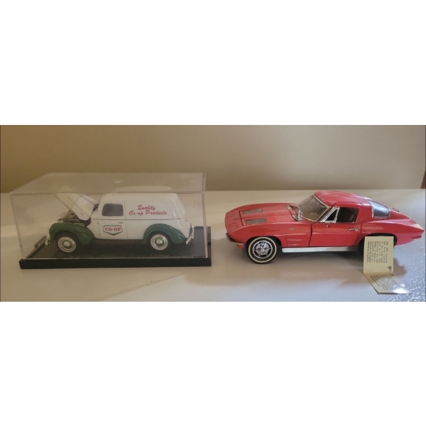 Franklin Mint Classic Diecast Model w/ Co-Op Enclosed Automobile 1963 Corvette Stingray & More