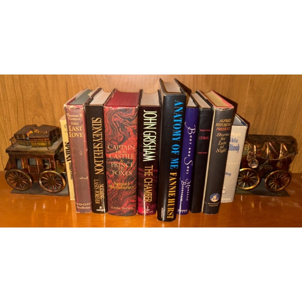 Vintage Coppercraft Western Themed Book Ends w/ Assorted Easy Reads