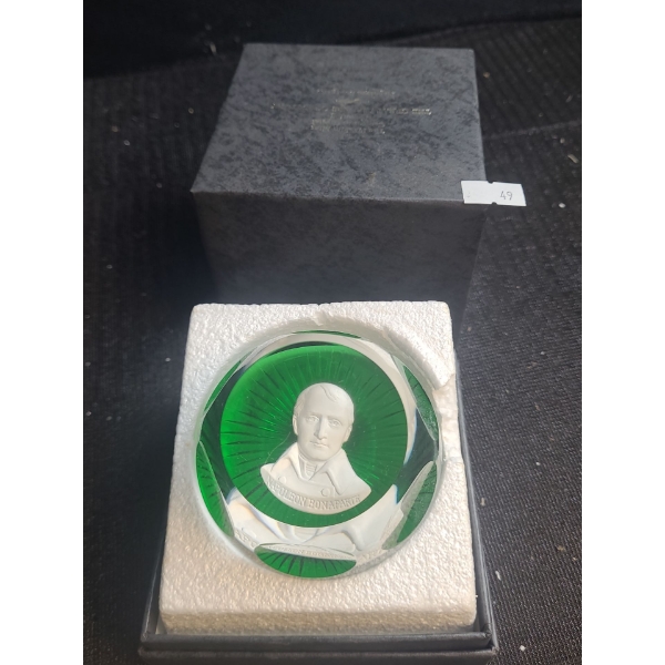 Franklin Mint- Baccarat Cameo in Crystal Paperweight: Napoleon Bonaparte