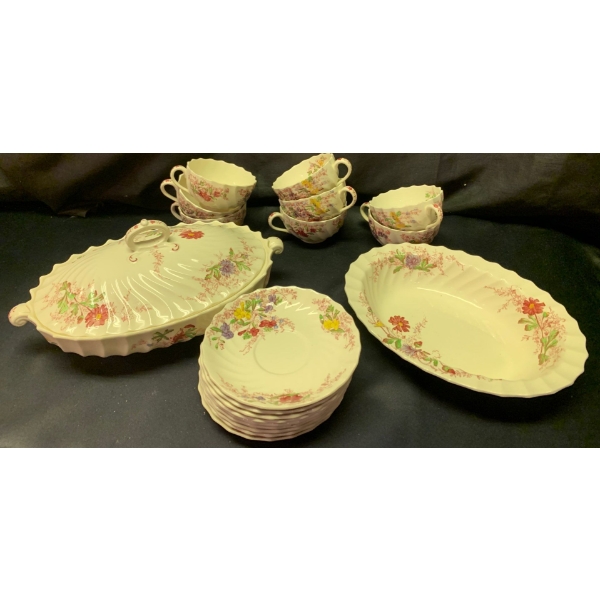 Copeland & Spode England Fine China Collection 'Fairy Dell'