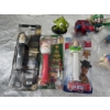 Image 3 : Keychains & Pez