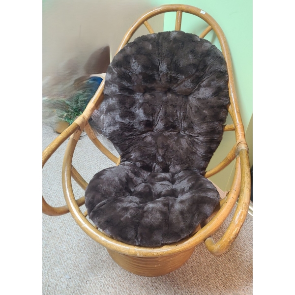 Rattan Chair with Cushion (Rocks and Swivels) 28 W, 24 D, 39 T