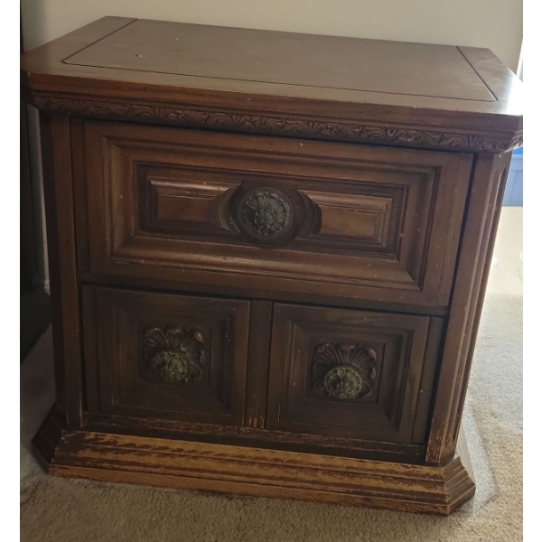 Vintage Bedside Table 24x16x22