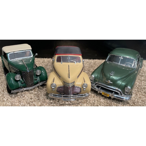 1941 Chevrolet, 1936 Ford 1:24 Scale, 1949 Oldsmobile 88 Coupe 