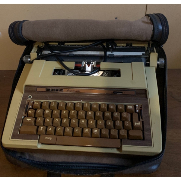 Vintage Smith Corona Typewriter 'Electra Automatic' 