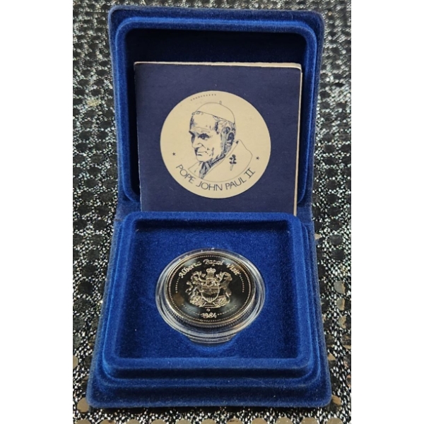  Beautiful 1984 Commemorative Pope John Paul II Medallion -  .999 Fine Silver 