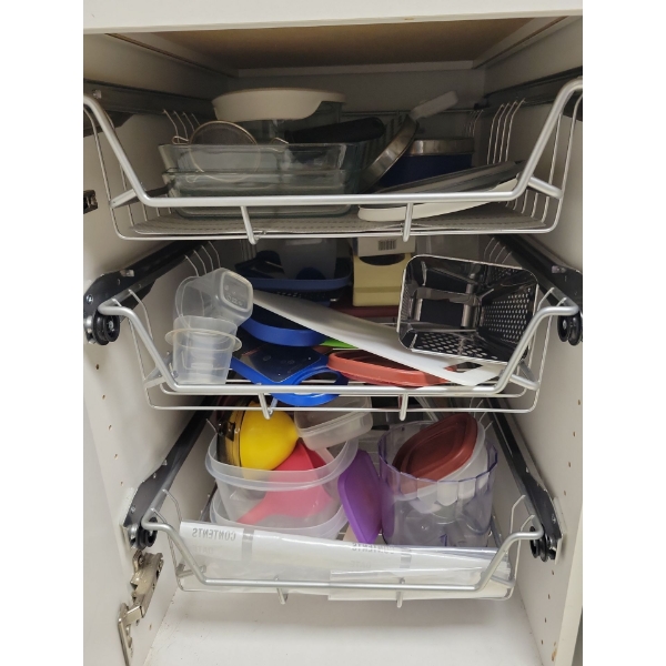 Kitchen Cupboard & Drawer Contents - Utensils Gadgets & More