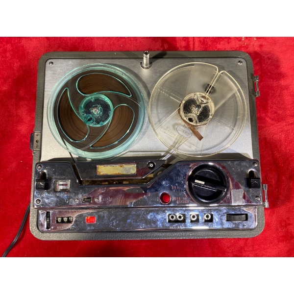 Vintage Portable 2 Speed Tape Recorder with Microphone in Case