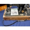 Image 6 : Portable Antique Singer Sewing Machine