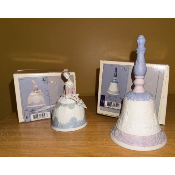 Lladro Bells 5 and 7 T 