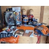 Image 2 : Connor Mcdavid T-Shirts, Bobblehead, Puck, 25 Hockey Cards