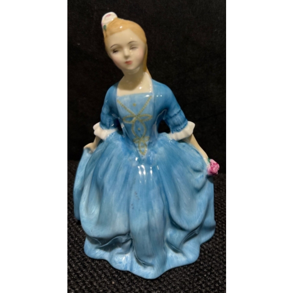 Doulton & Co Limited "A Child from Williamsburg" 1963  (5"tall)