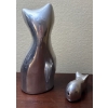 Image 2 : Hoselton Aluminum Art Sculptures, Made in Canada - Large Cat (5T) & Mouse 